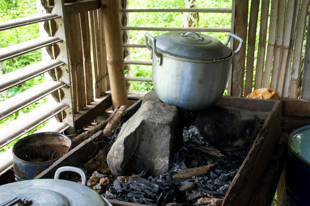 Cooking FMSC meals in the Philippines | drewgneiser.com