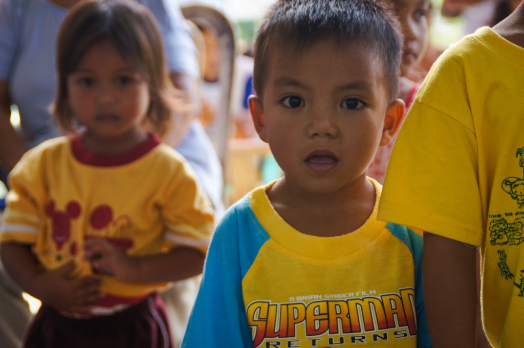 Boy in Marinduque, Philippines | drewgneiser.com